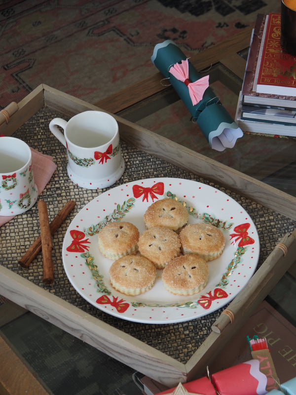 Christmas Wreath Garland Plate